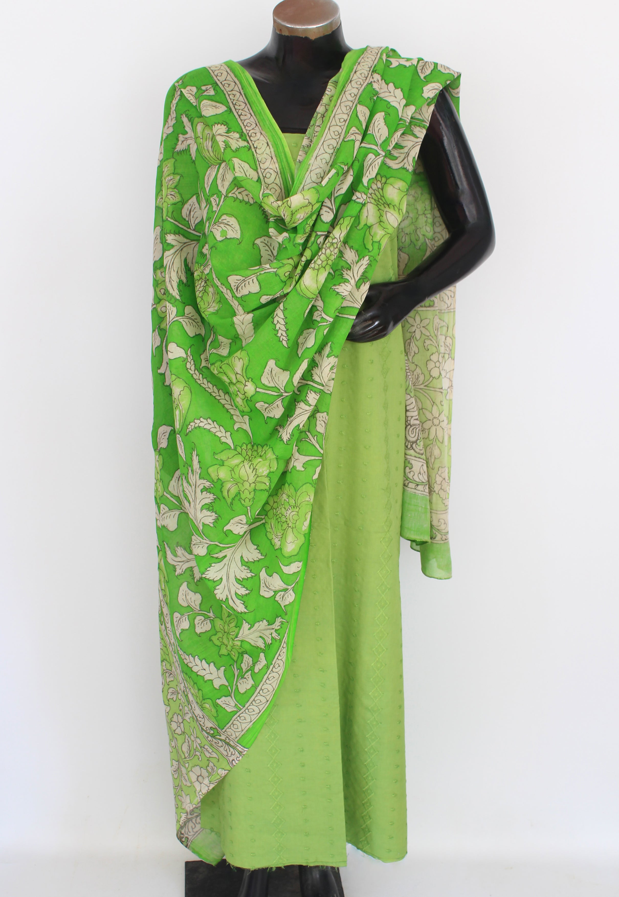 Hakoba kurta-duppatta set